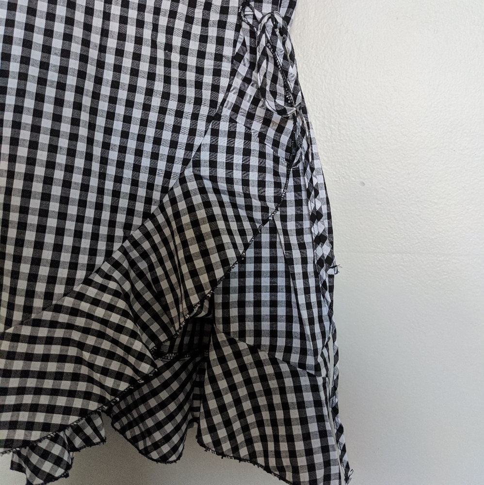 Gingham print ruffle trim wrap dress - Picture 9 of 11